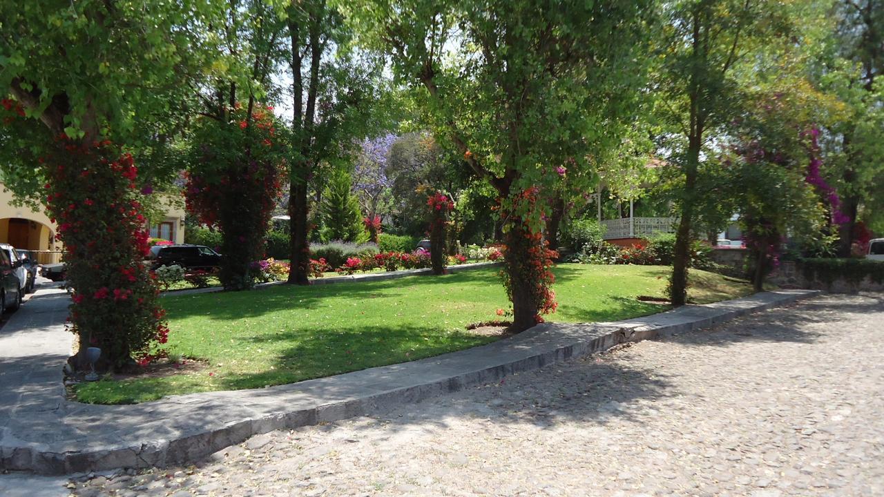 Casa De Los Abuelos Bed & Breakfast *