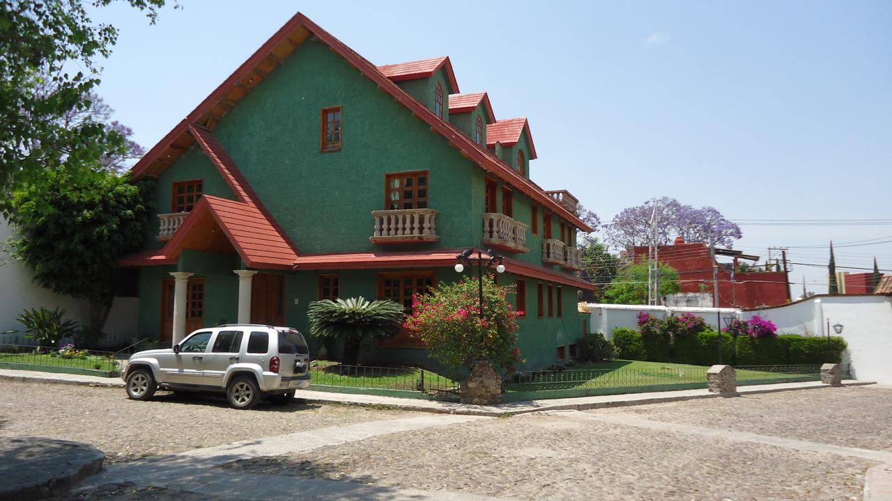 Casa De Los Abuelos Bed & Breakfast *